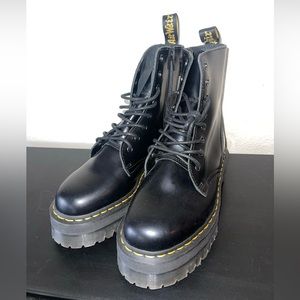 Doc Martens Jadon boot platform AW004. New